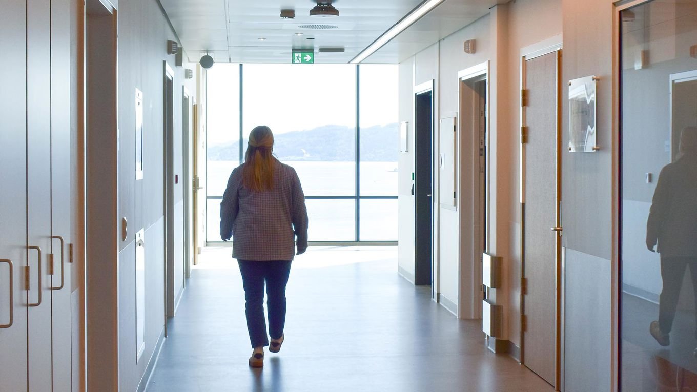 Lyse arealer med flott utsikt.